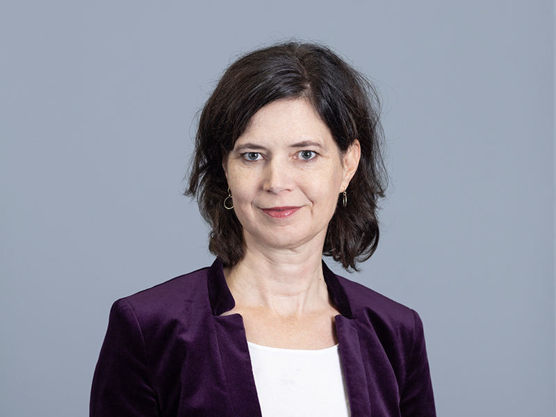 Dr.